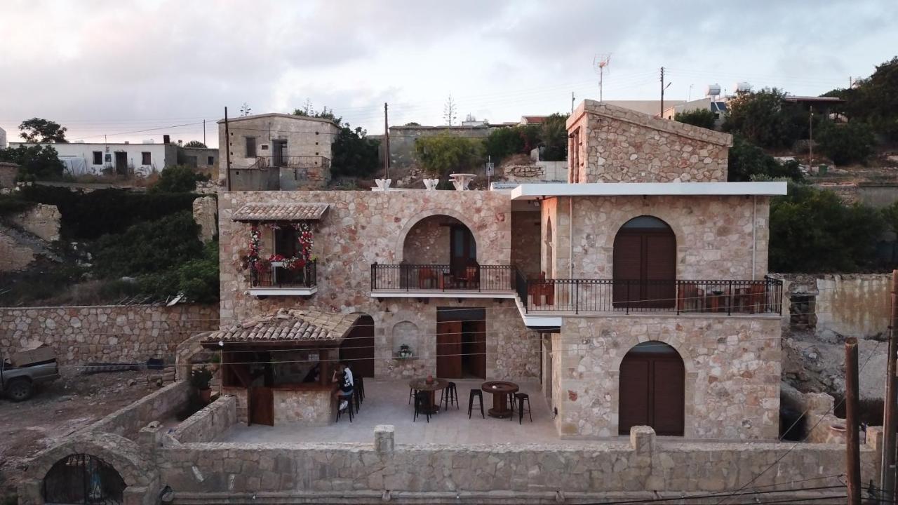 Hanna Koumi Boutique Hotel Kormakiti Exterior photo