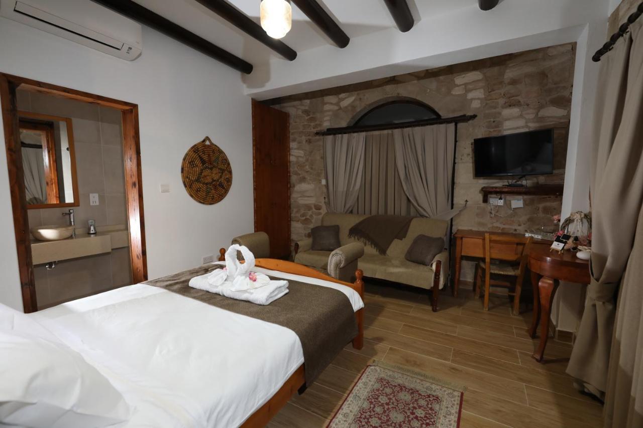Hanna Koumi Boutique Hotel Kormakiti Exterior photo