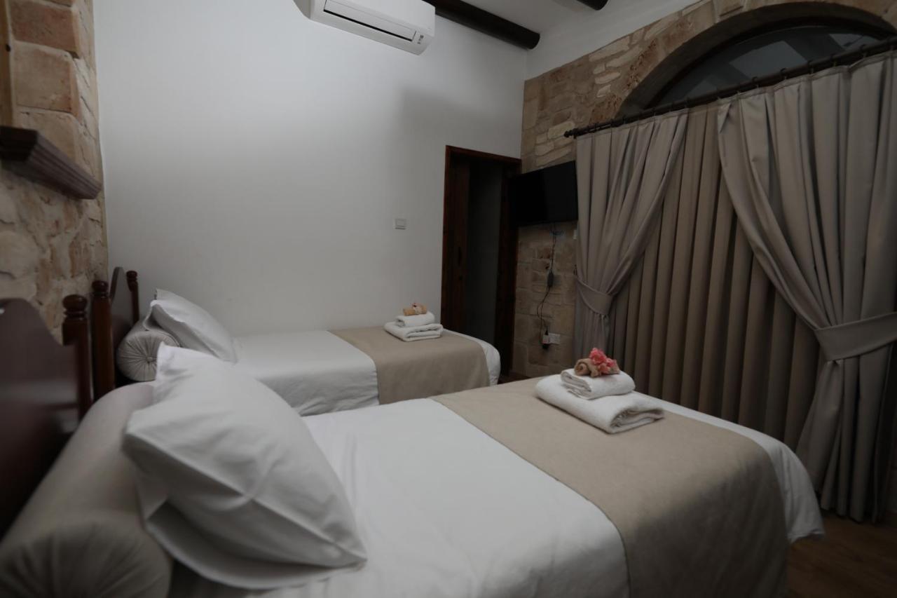 Hanna Koumi Boutique Hotel Kormakiti Exterior photo