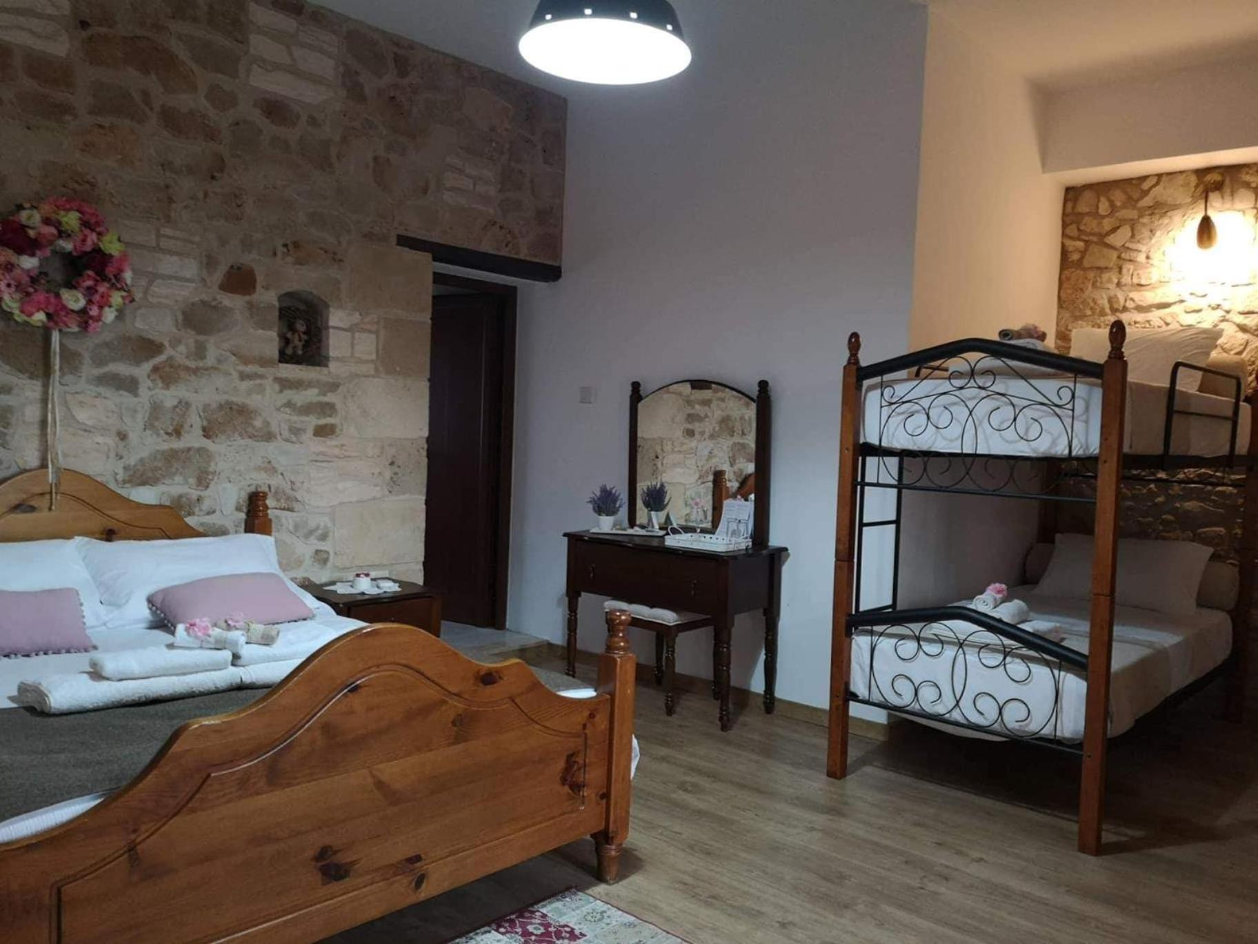 Hanna Koumi Boutique Hotel Kormakiti Room photo