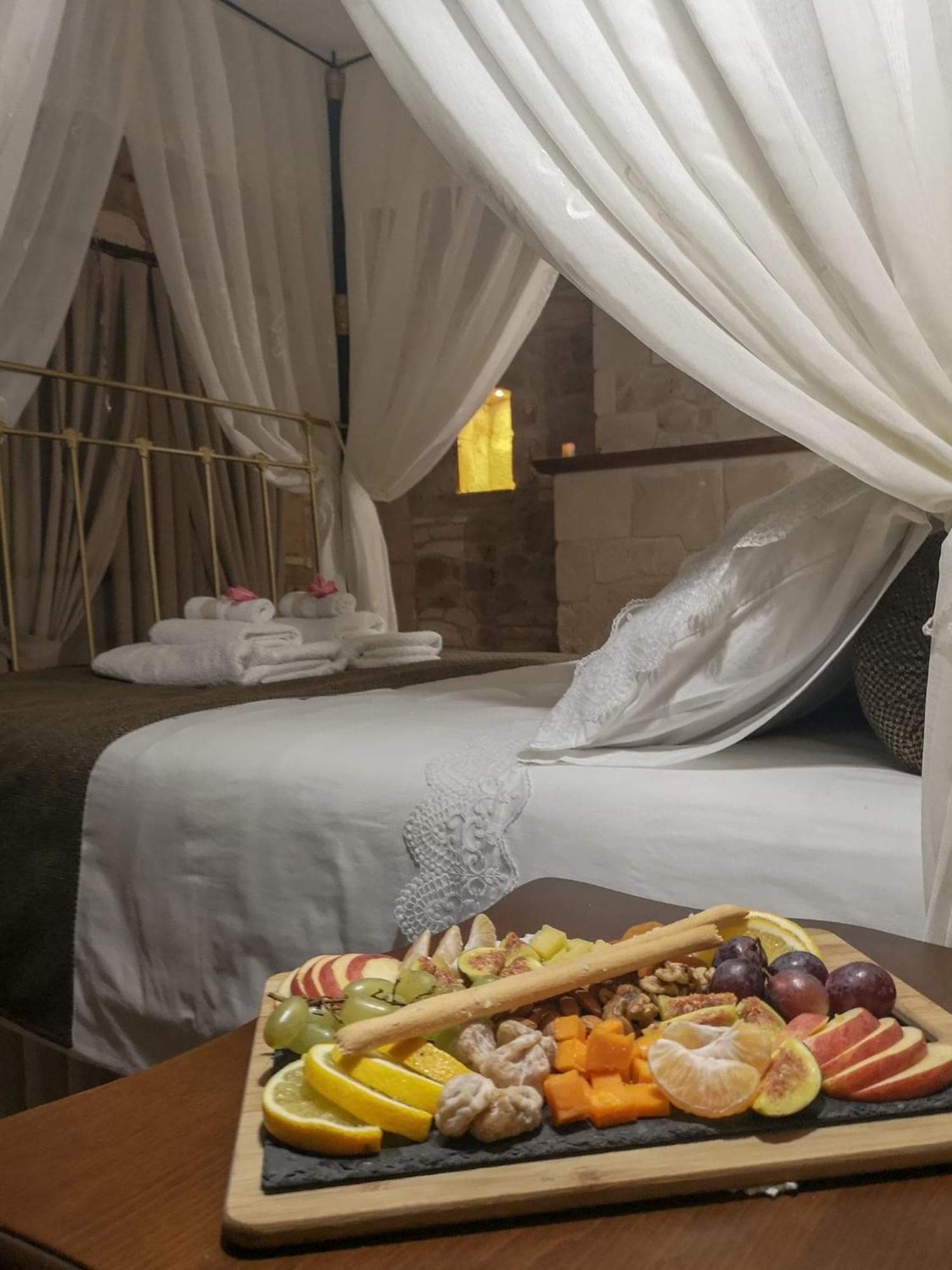Hanna Koumi Boutique Hotel Kormakiti Room photo